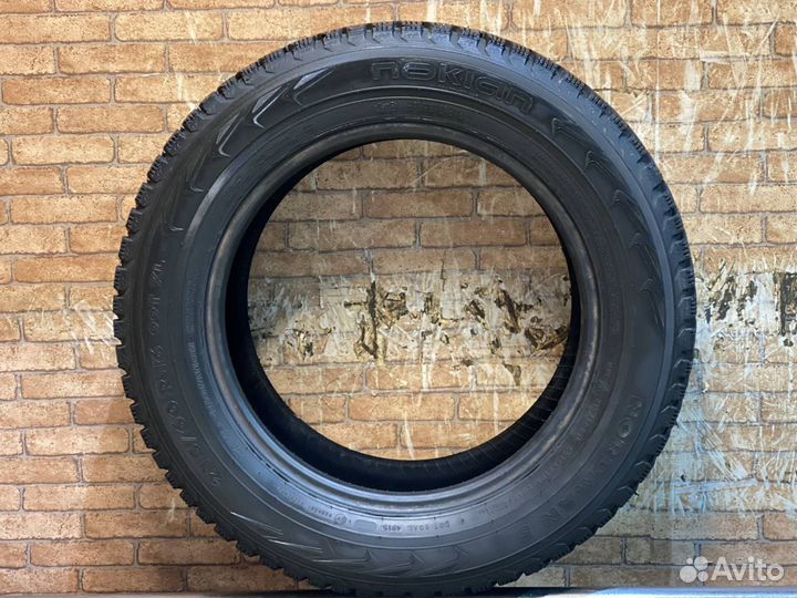 Nokian Tyres Nordman 5 215/60 R16