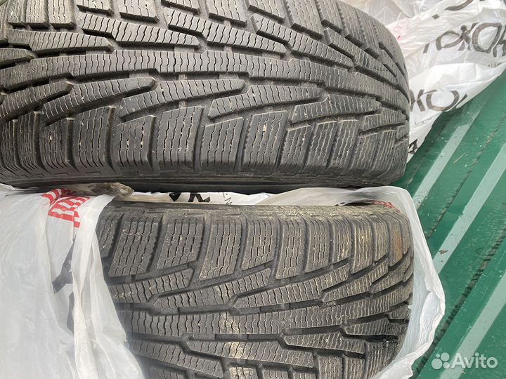 Nokian Tyres Hakkapeliitta R 225/60 R18 104R