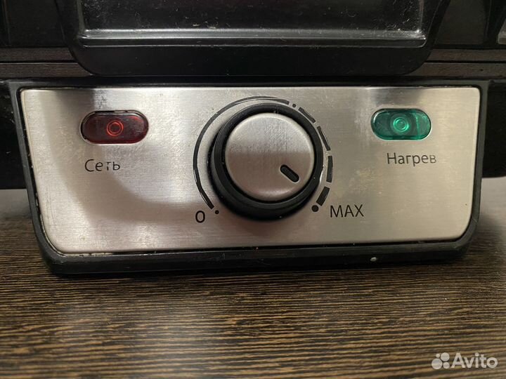 Вафельница Kitfort