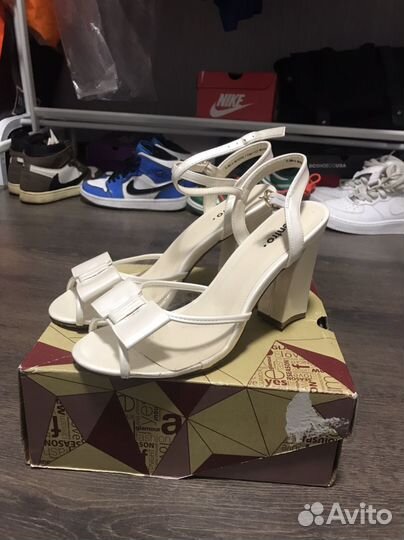 Туфли женские