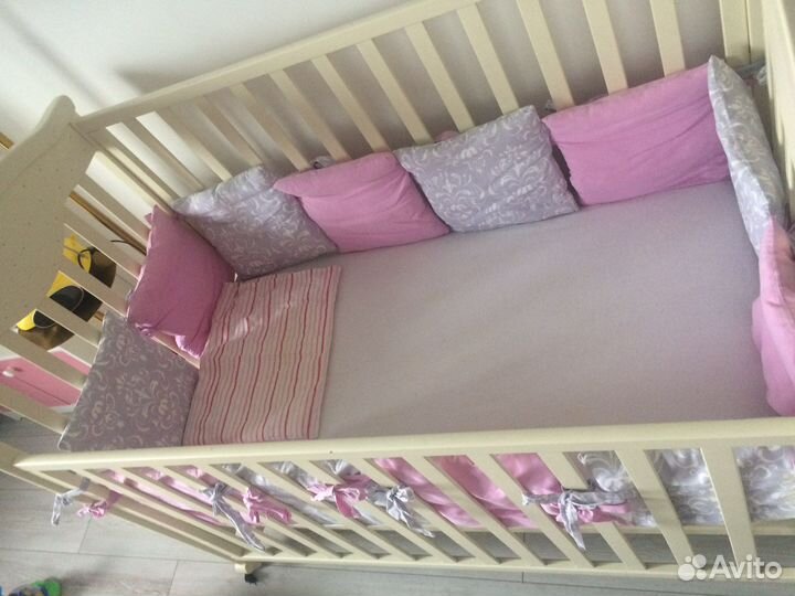 Детская кроватка