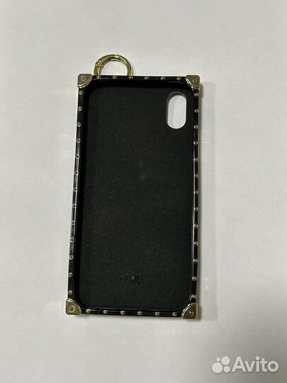 Чехлы на iPhone xr