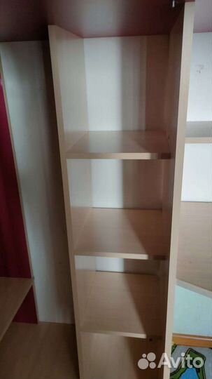 Детская кровать чердак со столом и шкафом