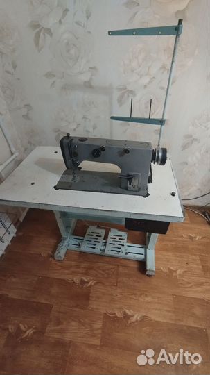 Швейная машина бу