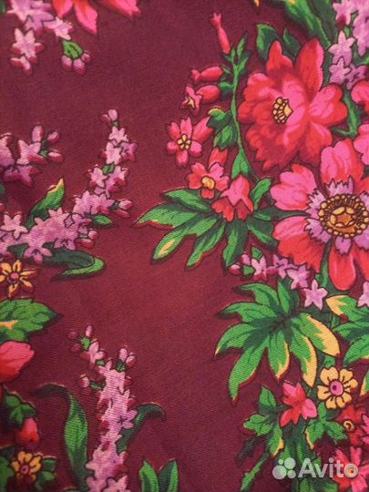 Павловопосадский платок,шерсть (Новый)