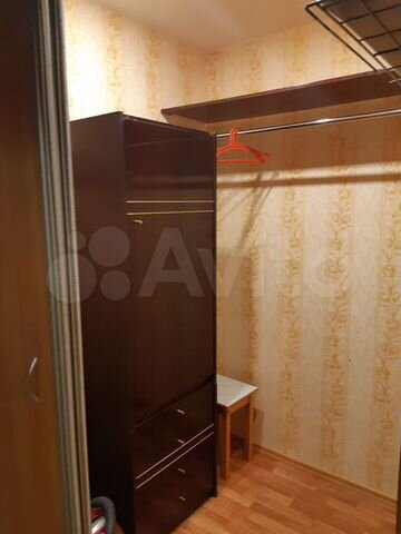 1-к. квартира, 42 м², 4/10 эт.