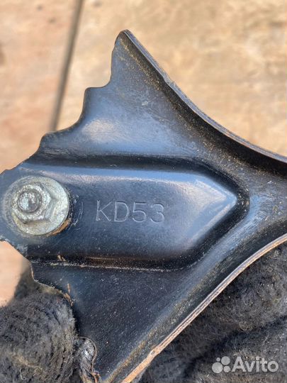 Скобы крепления акб Mazda CX5 KE