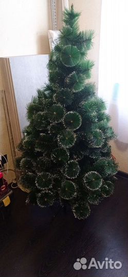 Елка искусственная