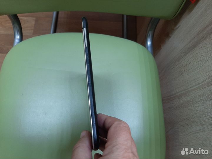 Планшет Samsung Galaxy Tab 4