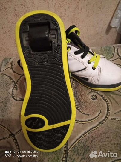 Кроссовки Heelys