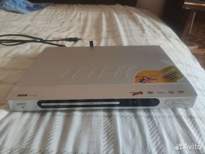DVD плеер BBK DV312SI