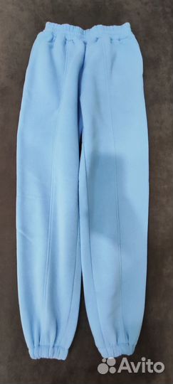 Костюм женский теплый новый 44