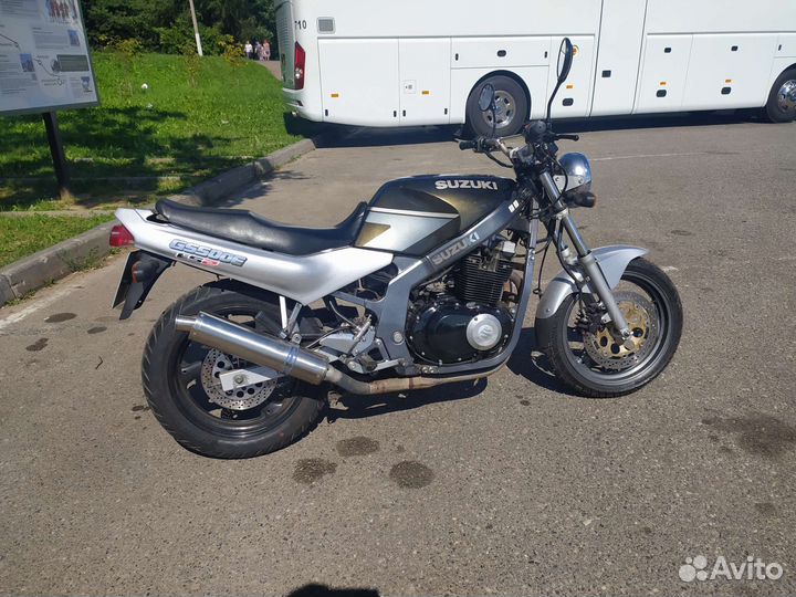 Suzuki GS500E