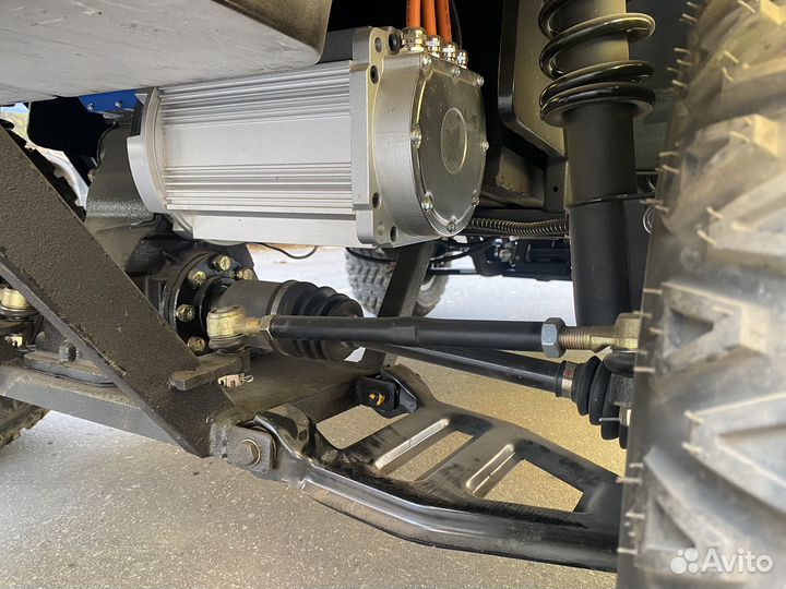 Полноприводный гольфкар