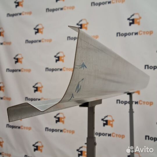 Ремонтные пороги VW Jetta 5 полупрофиль левый