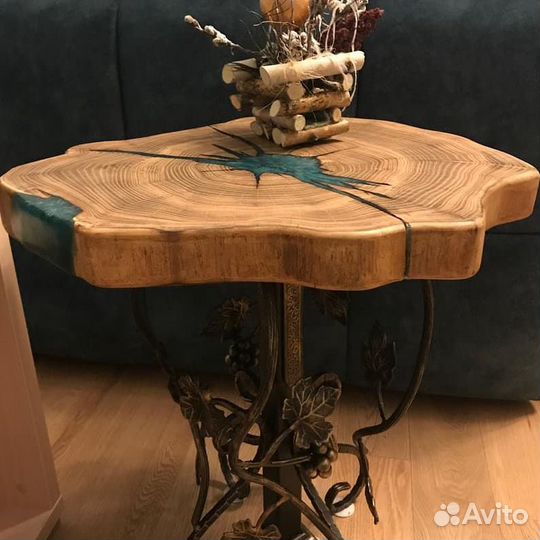 Столик кофейный 