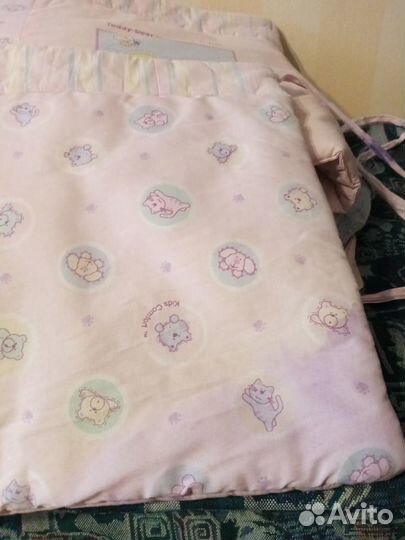 Продам бортики в детскую кроватку