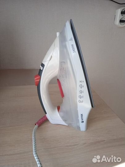 Утюг vitek