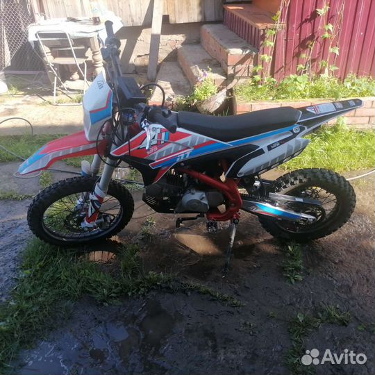 Motoland apollo DT125 E