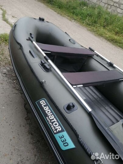 Лодка гладиатор Е 330 PRO