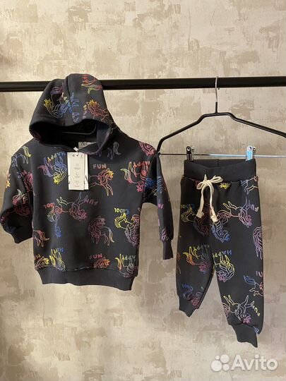 Костюм для девочки Zara