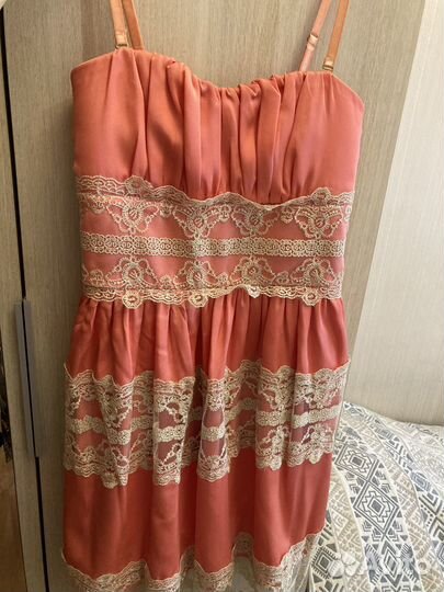 Платье женское на выпускной или праздник