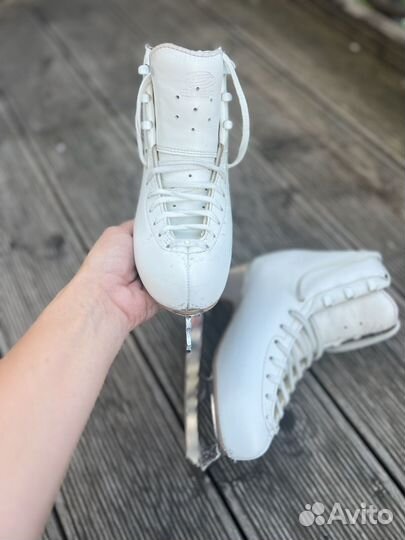 Коньки фигурные edea overture 220