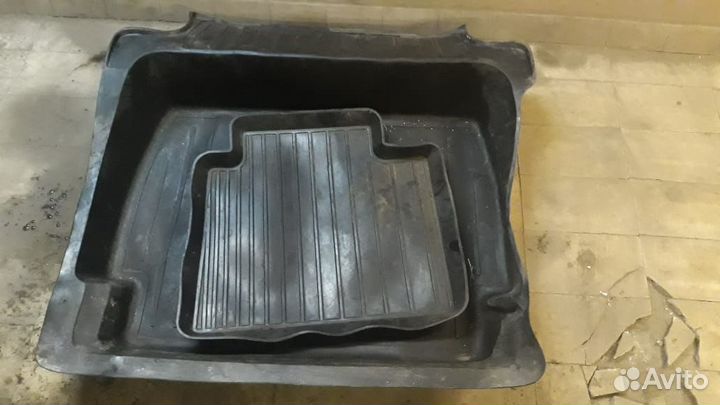 Коврики резиновые + багажник ваз классика