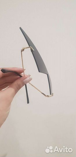 Стильные очки. Новые. с чехлом