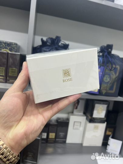 Духи Signature Rose EUA DE Parfum