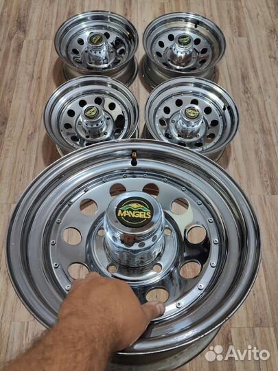 Mangels R15. 5х139,7 пять дисков Нива, УАЗ, волга