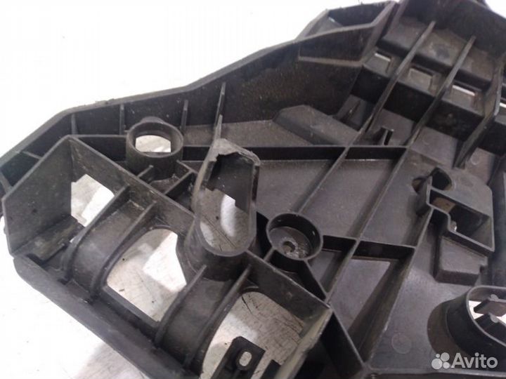 Кронштейн бампера задний левый Volvo S80 2