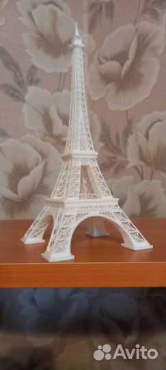 Эйфелева башня