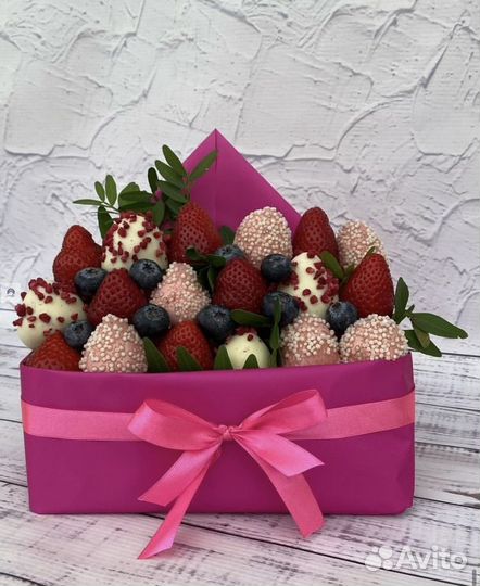 Клубника в шоколадной глазури