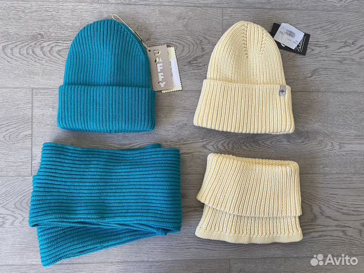 Комплект шапка и снуд новый