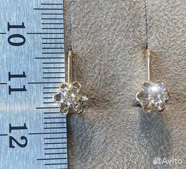 Золотые серьги с бриллиантами СССР