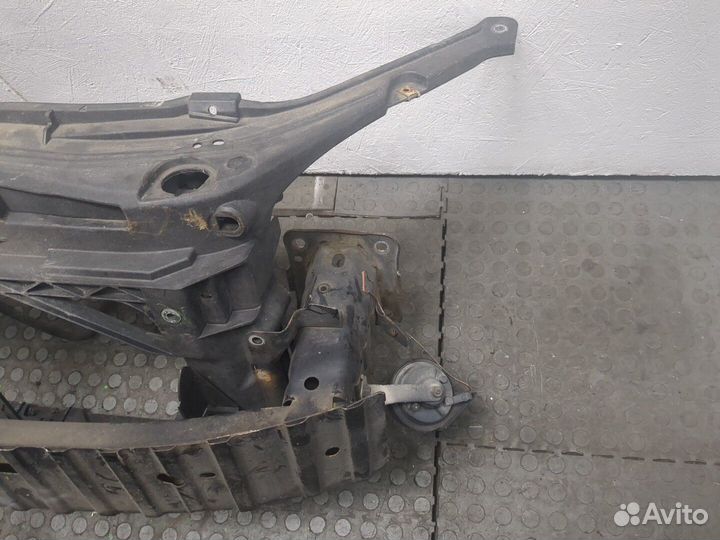 Рамка передняя Mazda 3 (BK), 2006