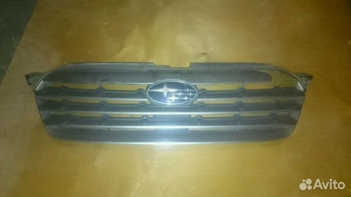 Решетка радиатора Субару Аутбэк