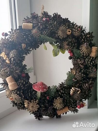 Венок новогодний на дверь