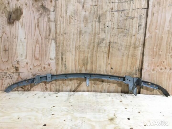 Усилитель бампера передний Nissan Sunny FNB14