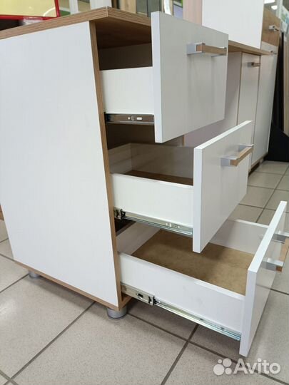 Письменный стол с витриной Свен крафт дуб зол/бел