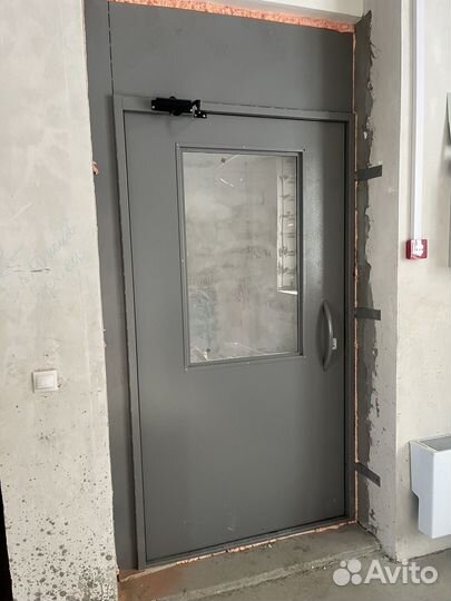 Входная металлическая дверь