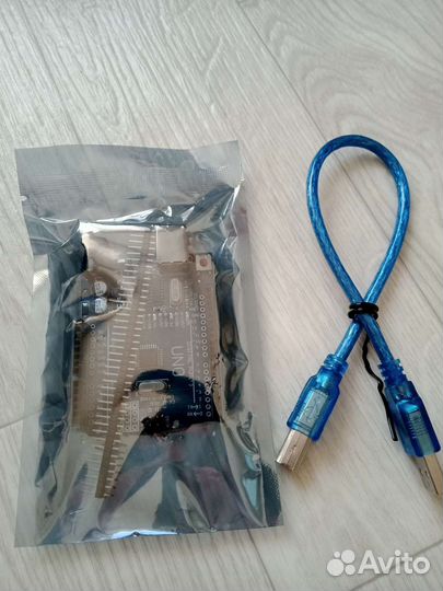 Ардуино Уно (arduino uno) с проводом USB новая