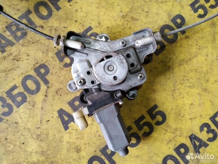 Стеклоподъемник передний левый Hyundai Getz