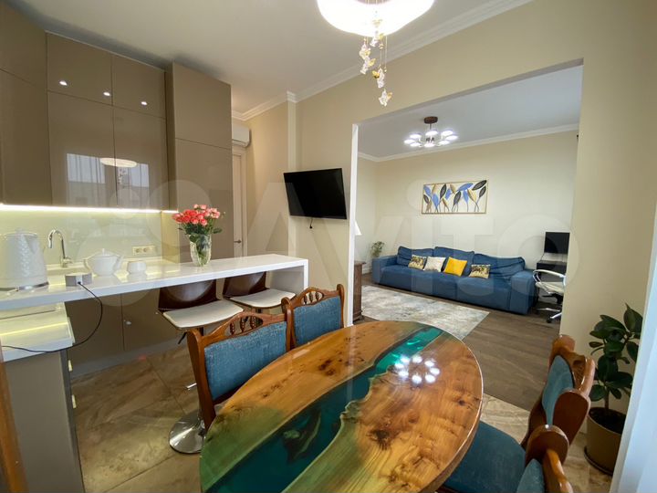 3-к. квартира, 79 м², 22/23 эт.