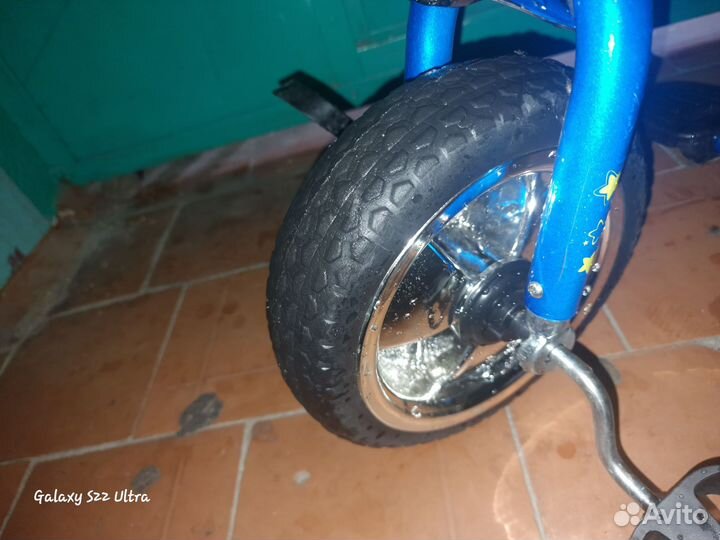 Детский трехколесный велосипед бу