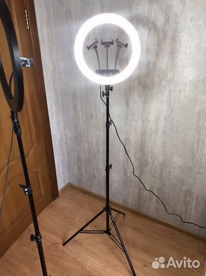 Кольцевая лампа 36 см RGB MJ14