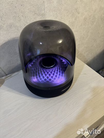 Harman kardon aura studio 4