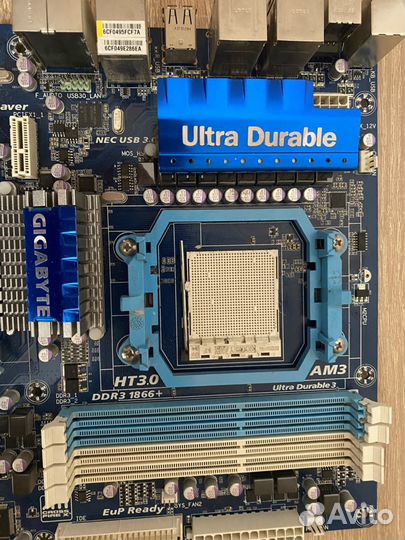 Материнская плата GigaByte GA-890XA-UD3