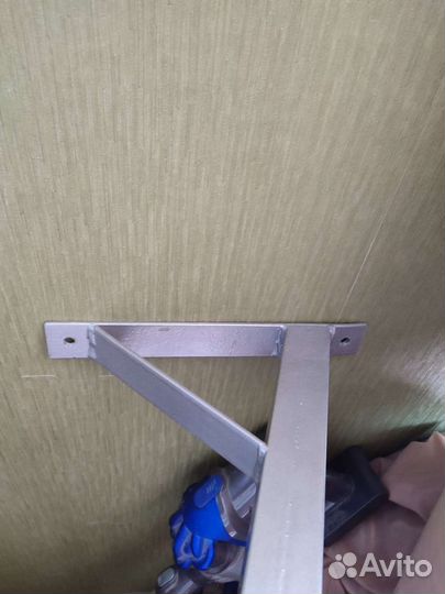 Турник на стену